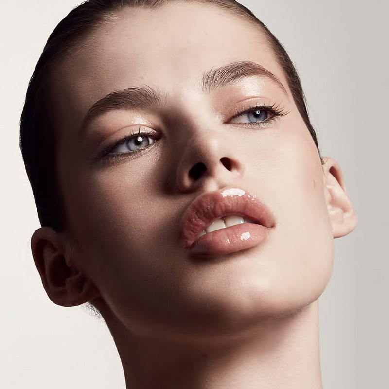 Review Fenty Beauty By Rihanna Gloss Bomb Universal Lip Luminizer Celebrity Style Living